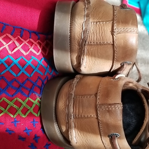 Leather Sperry - Picture 6 of 7